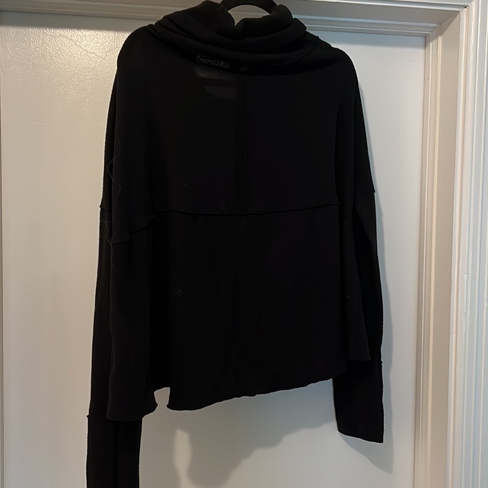 Free people black long sleeve cowl neck/ loose turtleneck fleece top - Picture 2 of 2